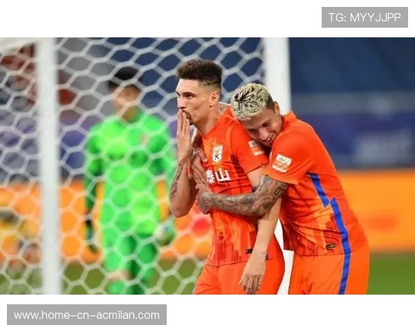 球迷行为引发俱乐部危机管理讨论,安保升级迫在眉睫 球迷行为引发俱乐部危机管理讨论,安保升级迫在眉睫