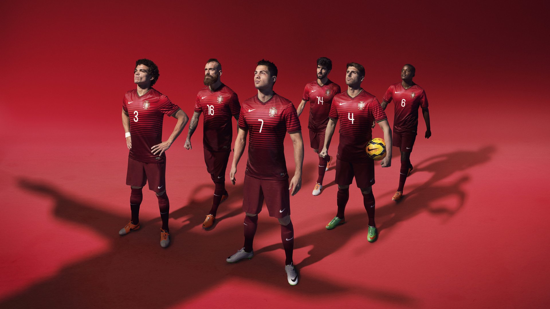 中超联赛球队引援力度明显加强，中超增加球队