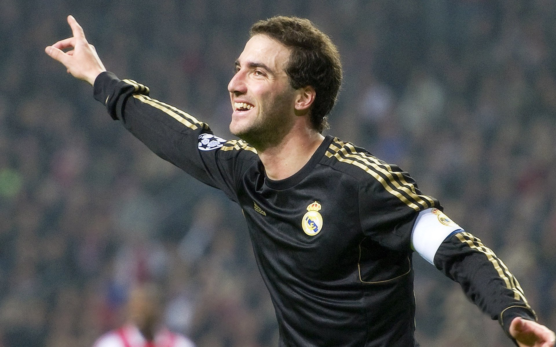 全国青少年野外拓展大赛顺利举办，青少年的野外拓展训练营属于