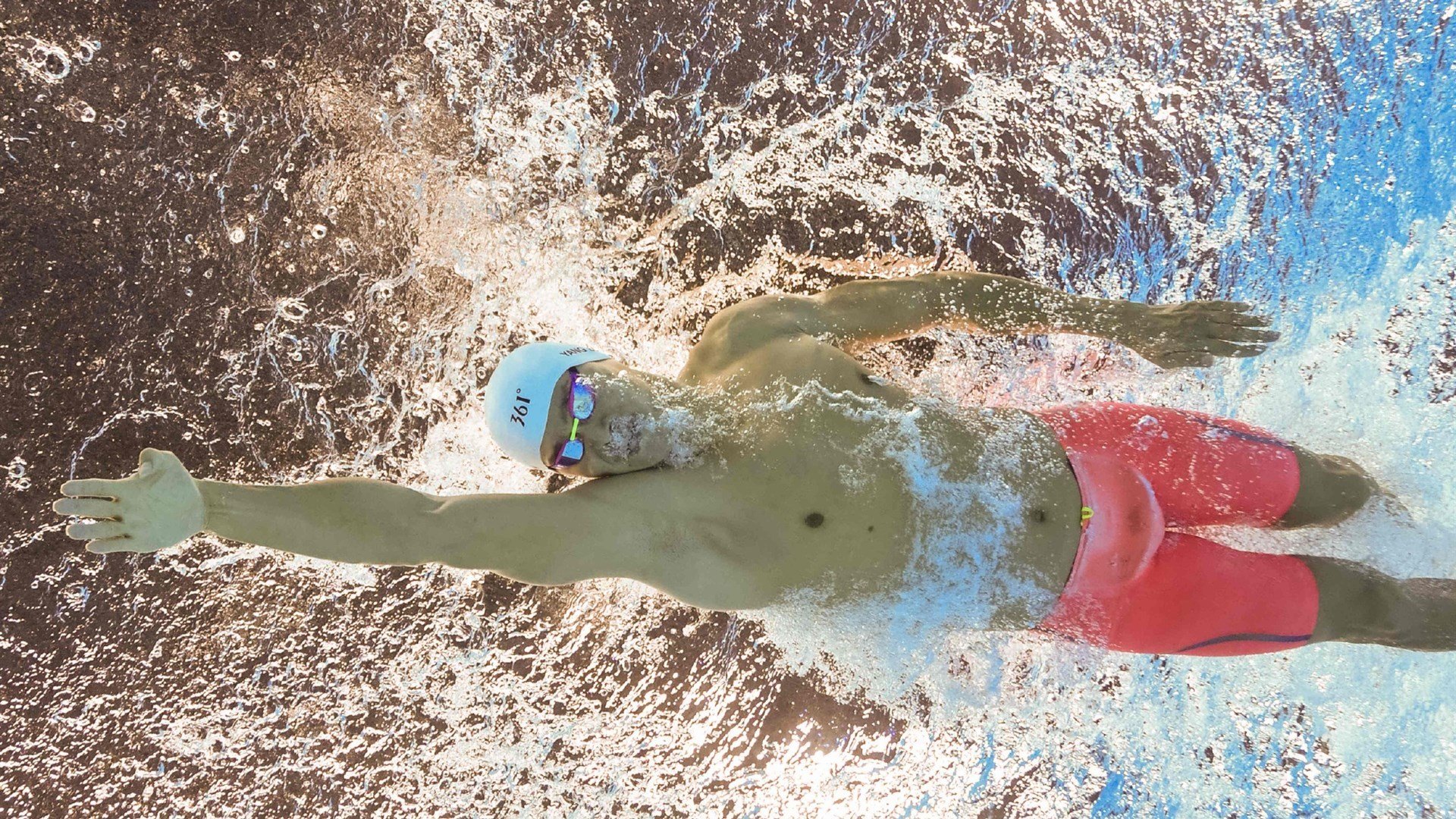 法国混合接力赛场表现引发热议,法国乒乓混双是谁